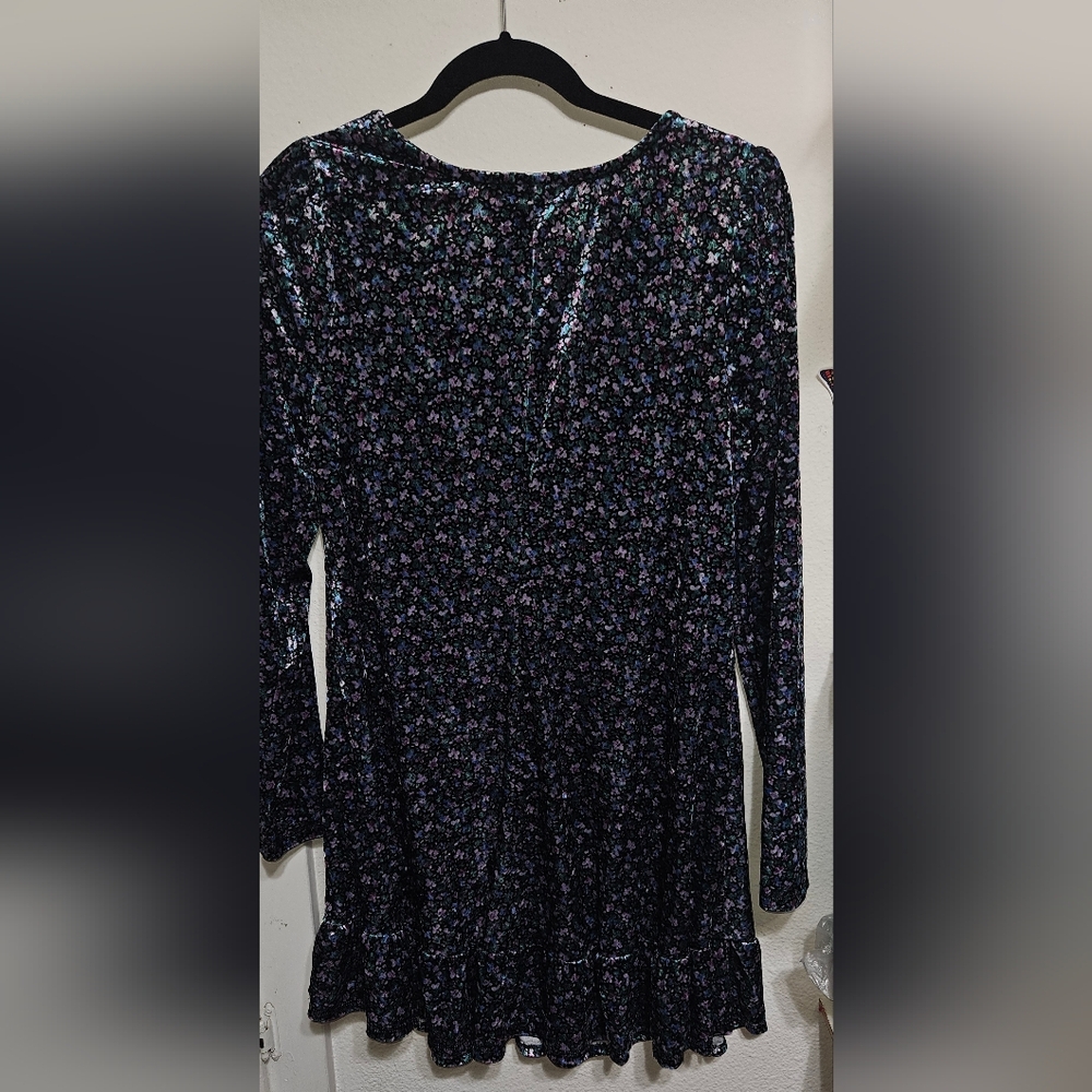 Wild Fable Multicolor Patterned Top - Picture 2 of 3